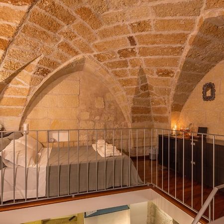 Espezia Bed & Breakfast Lecce Bagian luar foto