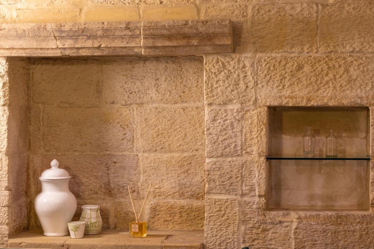 Espezia Bed & Breakfast Lecce Bagian luar foto